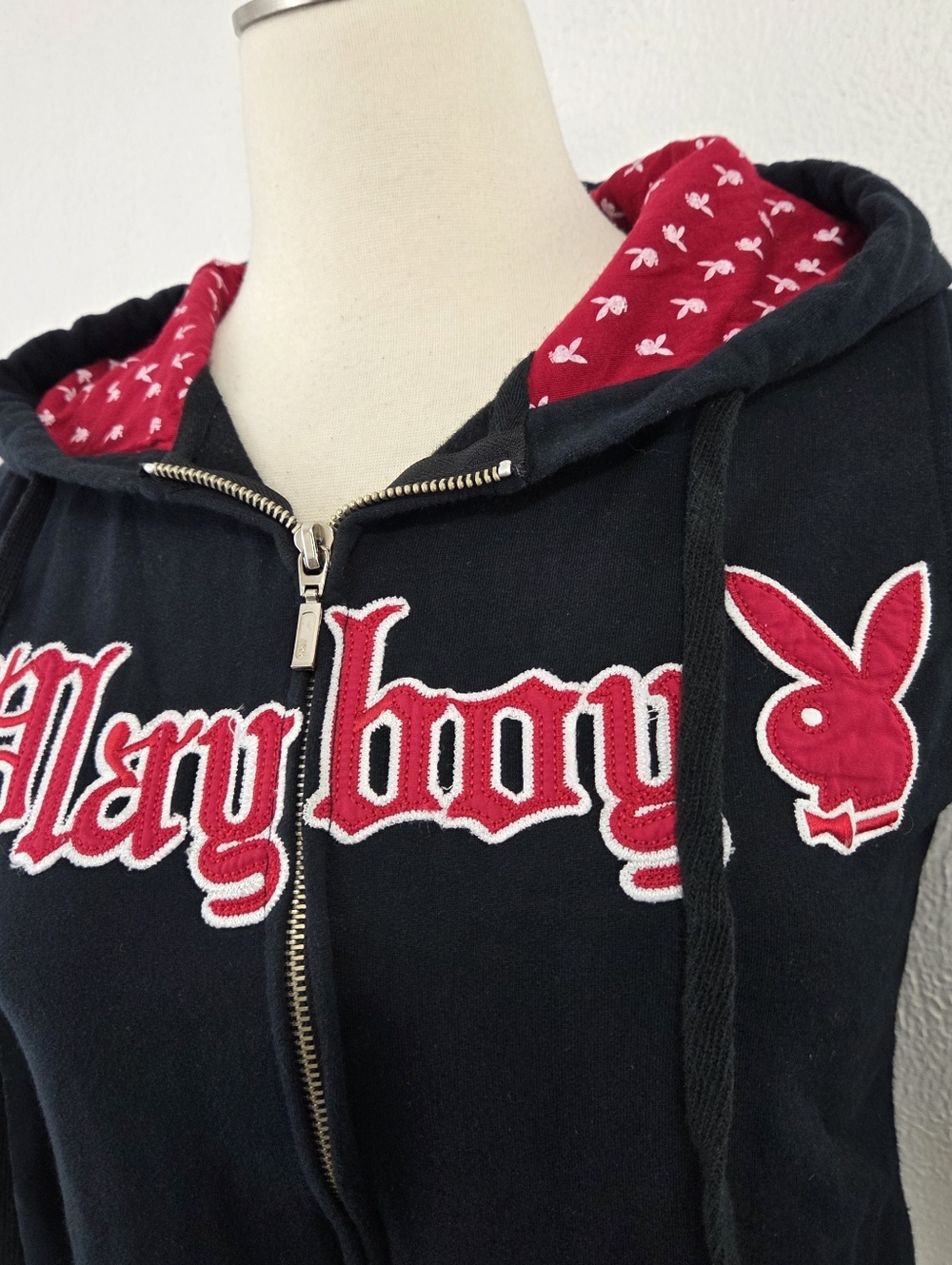 Vintage Playboy hoodie 2000s Y2K black red spellout logo zip women's medium M - Picture 3 of 5